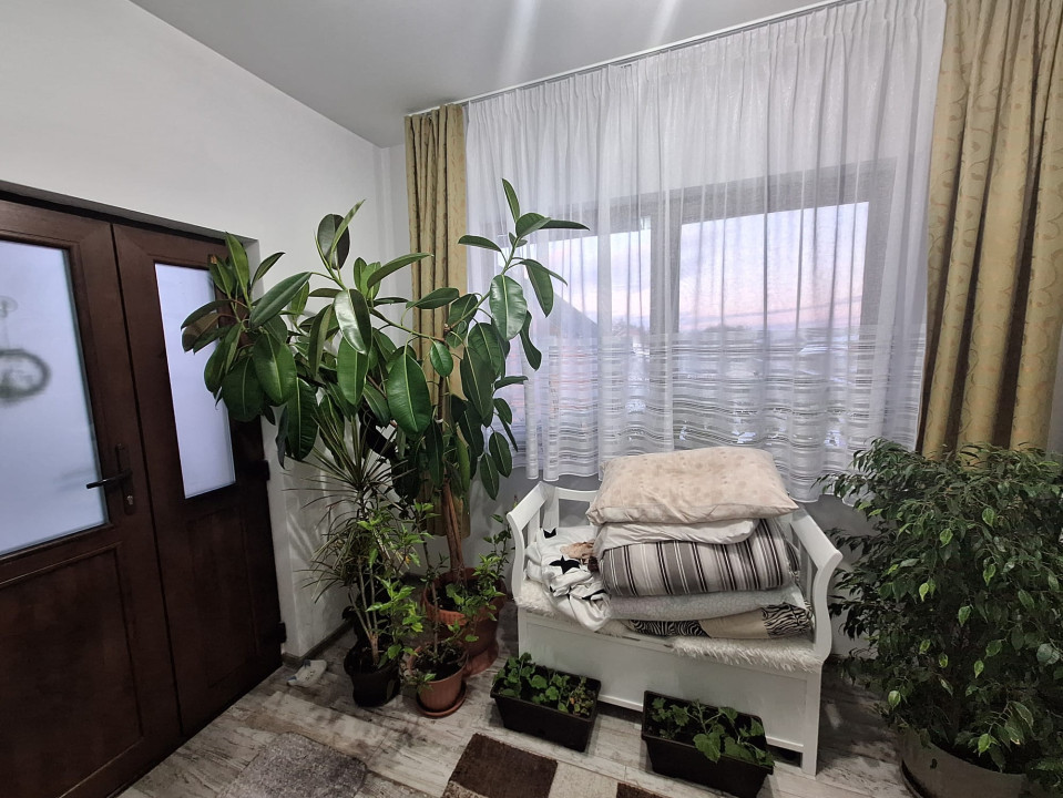 Casă ultrafinisată, zonă turistică com IARA, 188 mp 170000E!
