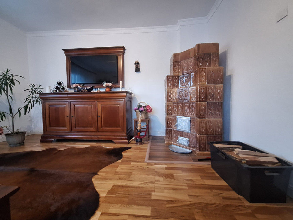 Casă ultrafinisată, zonă turistică com IARA, 188 mp 170000E!