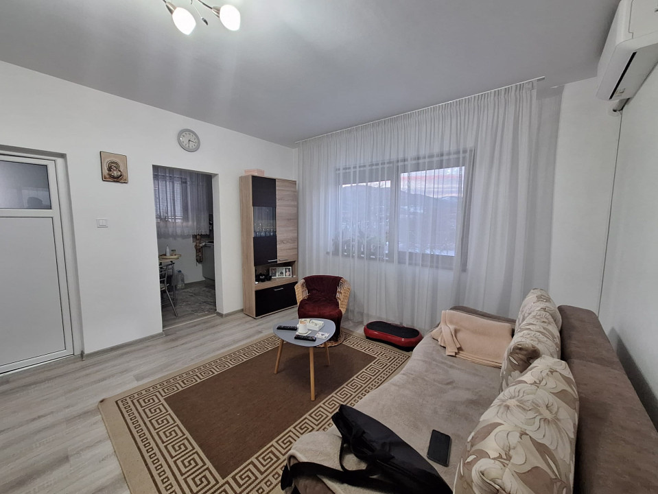 Casă ultrafinisată, zonă turistică com IARA, 188 mp 169900E!