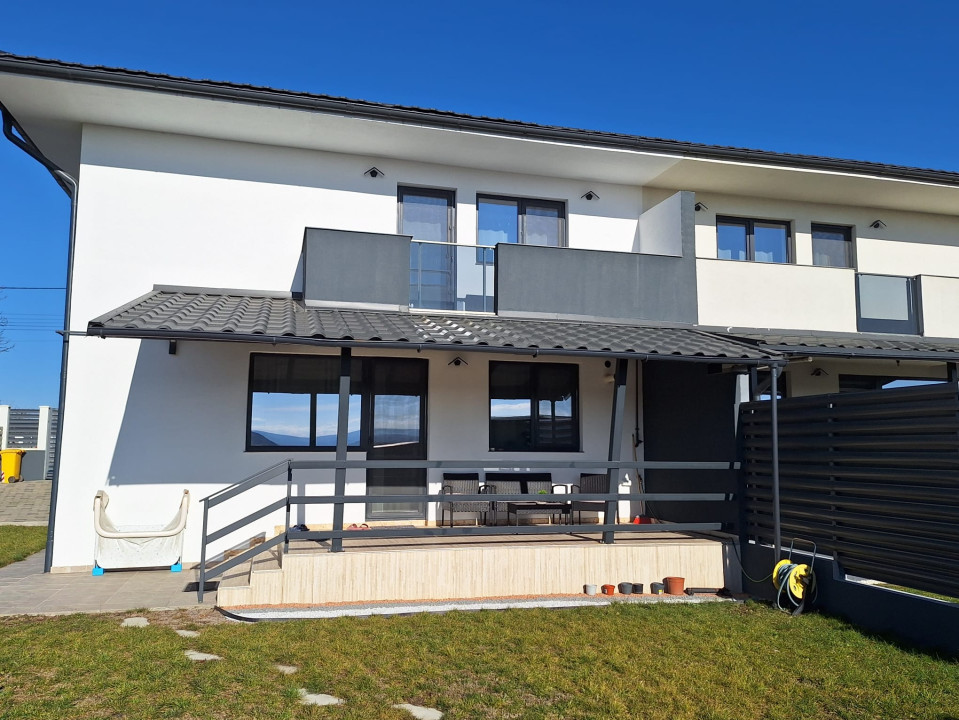 De vânzare casă cu 5 camere, teren de 364 mp, 195 000 euro. sat Jucu