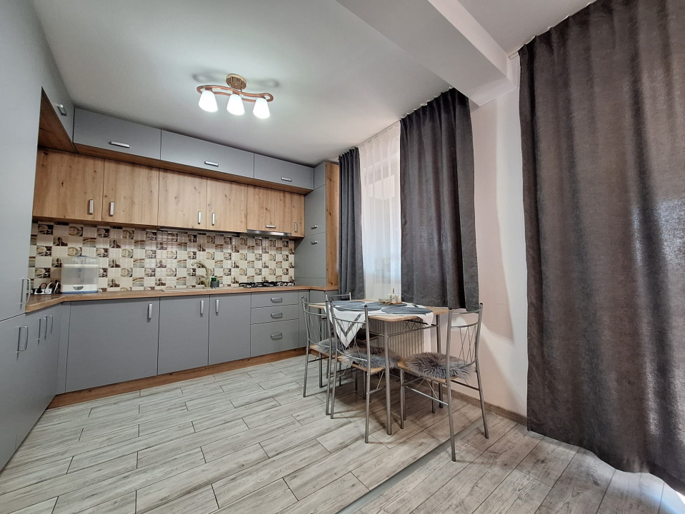 De vânzare casă cu 5 camere, teren de 364 mp, 195 000 euro. sat Jucu