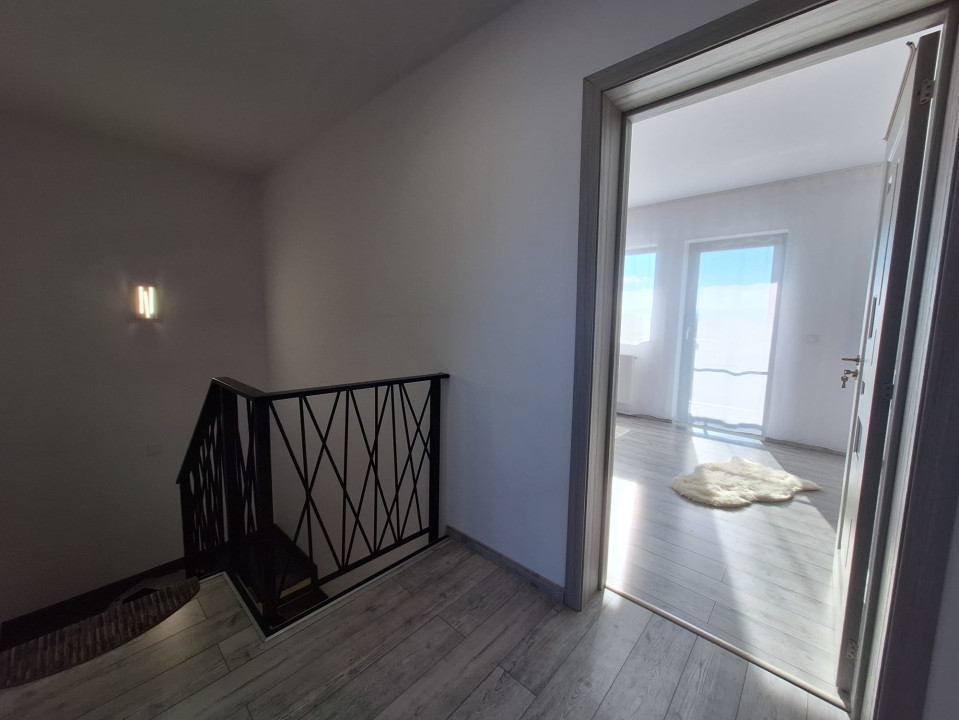 De vânzare casă cu 5 camere, teren de 364 mp, 195 000 euro. sat Jucu