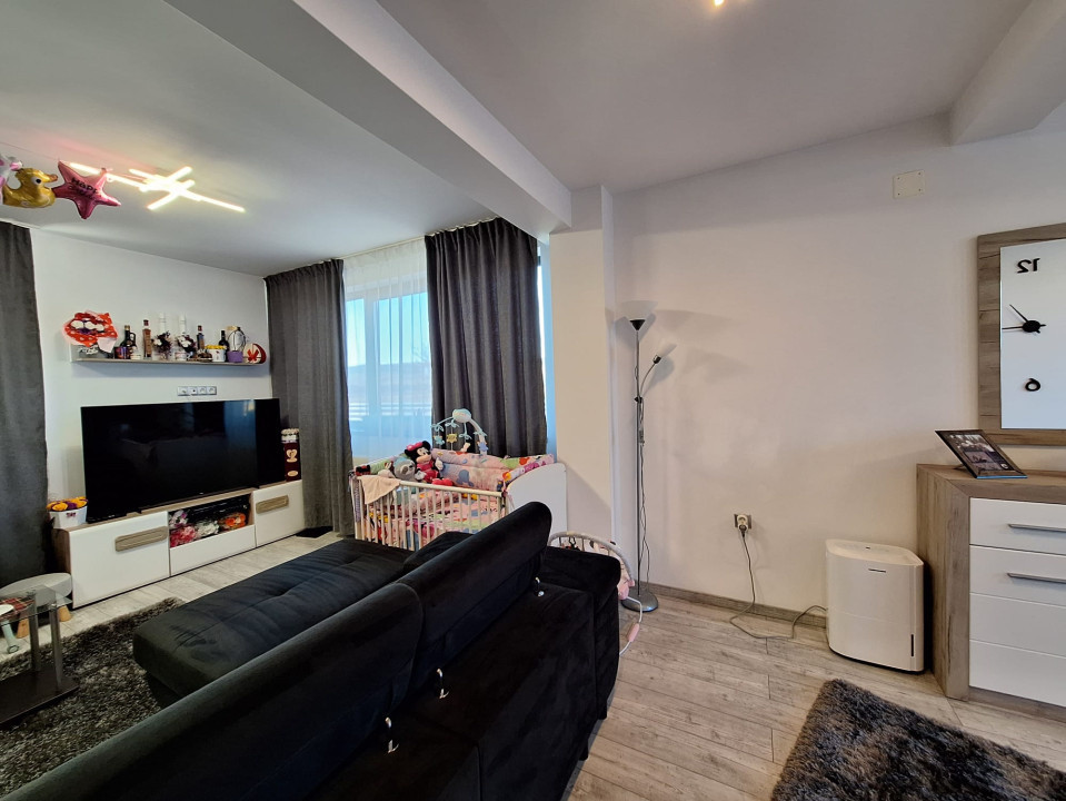  Casă  de vanza cu 5 camere, 195000 euro. com Jucu ,Comision 0 la cumparator!