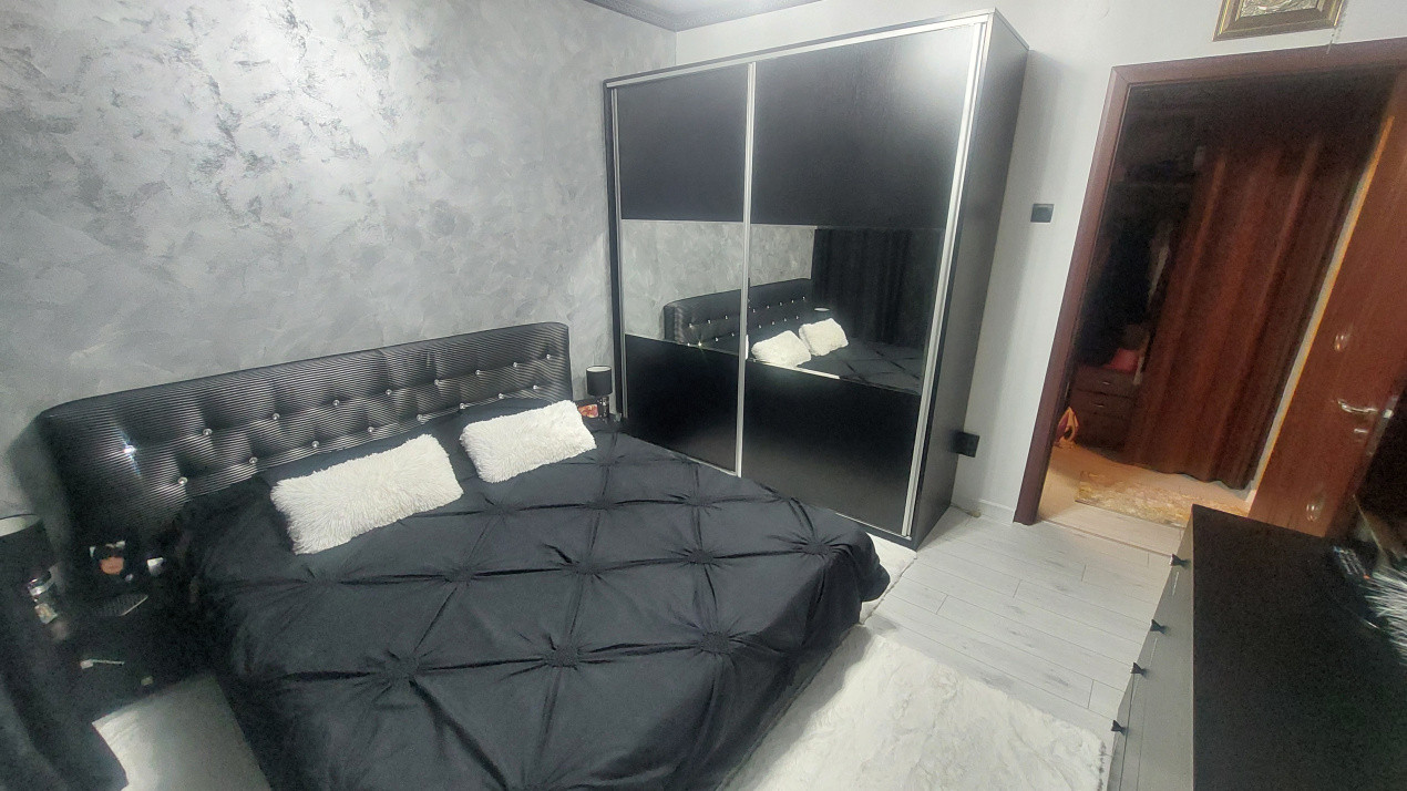 Apartament doua camere semidecomandat, etajul 4, Calea Bucuresti zona Institut