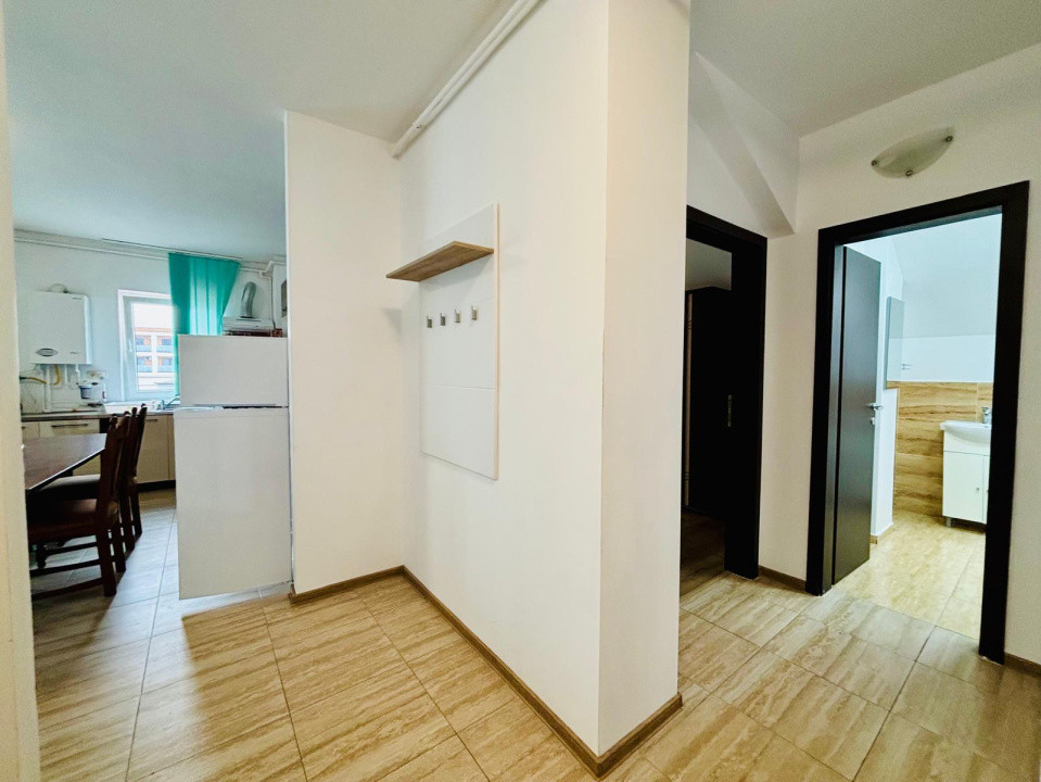 Chirie apartament 3 camere 