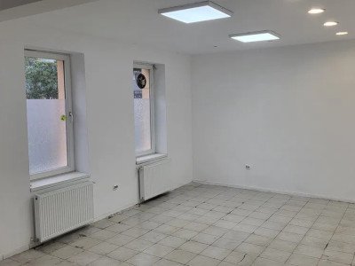 Spatiu comercial de inchiriat | 50 mp | Zona Mihai Viteazu