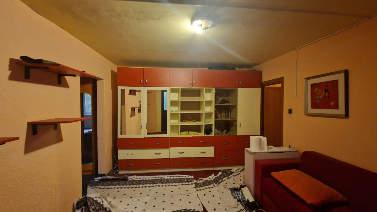 Apartament 2 camere, semidecomandat, 48mp, Brazda, zona Baba Novac