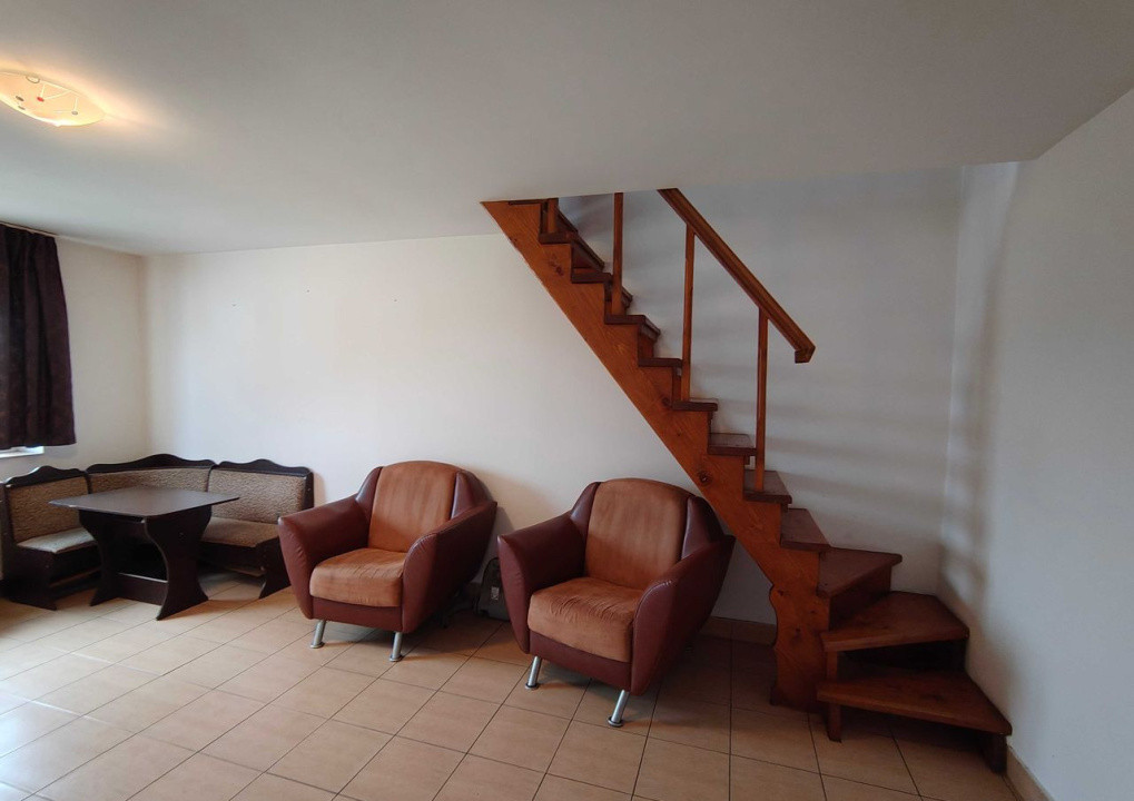 Apartament de închiriat | 4 camere - 100 mp | Strada Abatorului