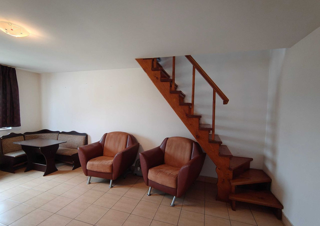 Apartament de închiriat | 4 camere - 100 mp | Strada Abatorului