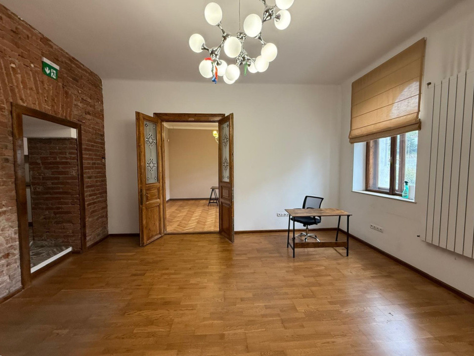 Inchiriere birou ultracentral 66 mp. 750 EUR