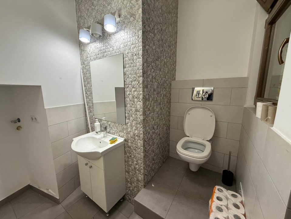 Inchiriere birou ultracentral 66 mp. 750 EUR