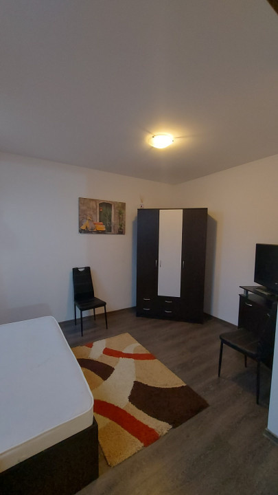 Vânzare apartament 3 camere tip PENTHOUSE Tractorul(Coresi) Brașov