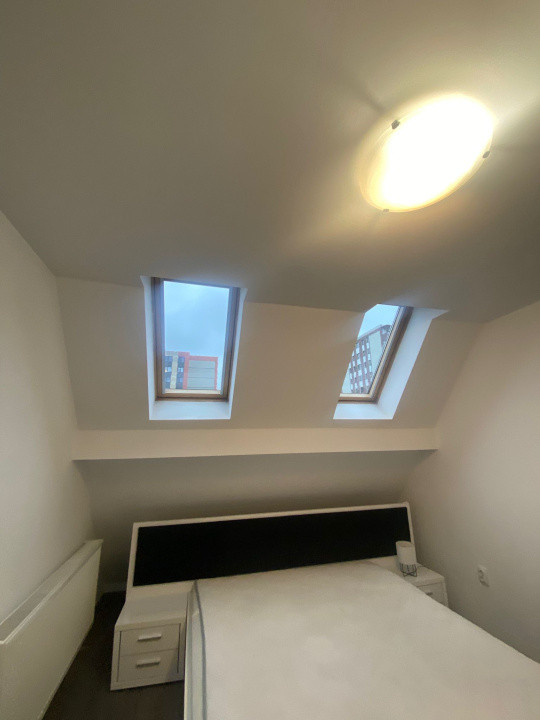 Vânzare apartament 3 camere tip PENTHOUSE Tractorul(Coresi) Brașov