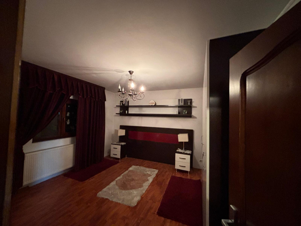 CASA  DE VANZARE IN GAROAFA ( E85)