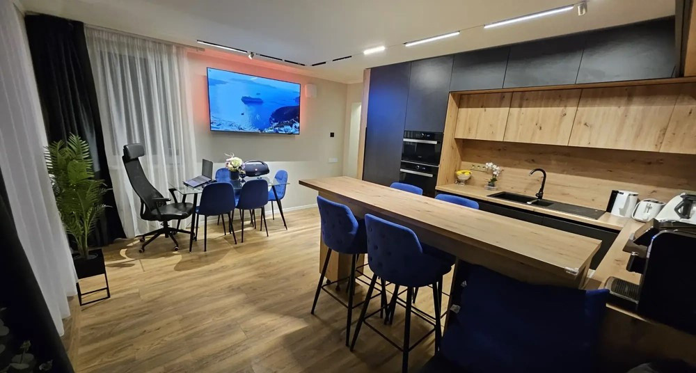 Penthouse de inchiriat 2 camere - terasa cu jacuzzi | Zona Turnisor