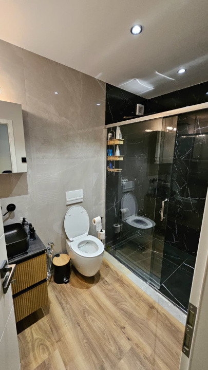 Penthouse de inchiriat 2 camere - terasa cu jacuzzi | Zona Turnisor