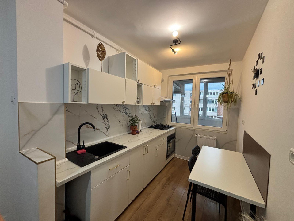 Apartament modern de închiriat –2 camere-  Mihai Viteazu