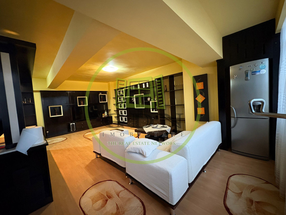 Apartament, 3 camere, decomandat, 74 mp, Centru, Zona KFC