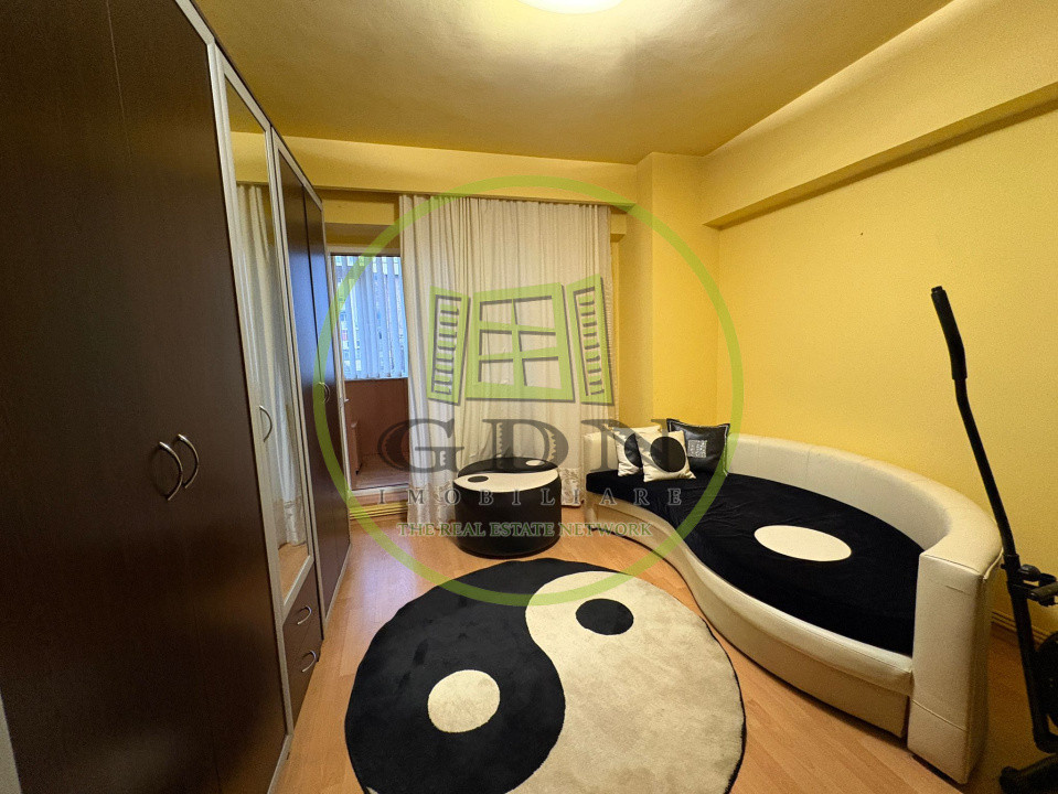 Apartament, 3 camere, decomandat, 74 mp, Centru, Zona KFC