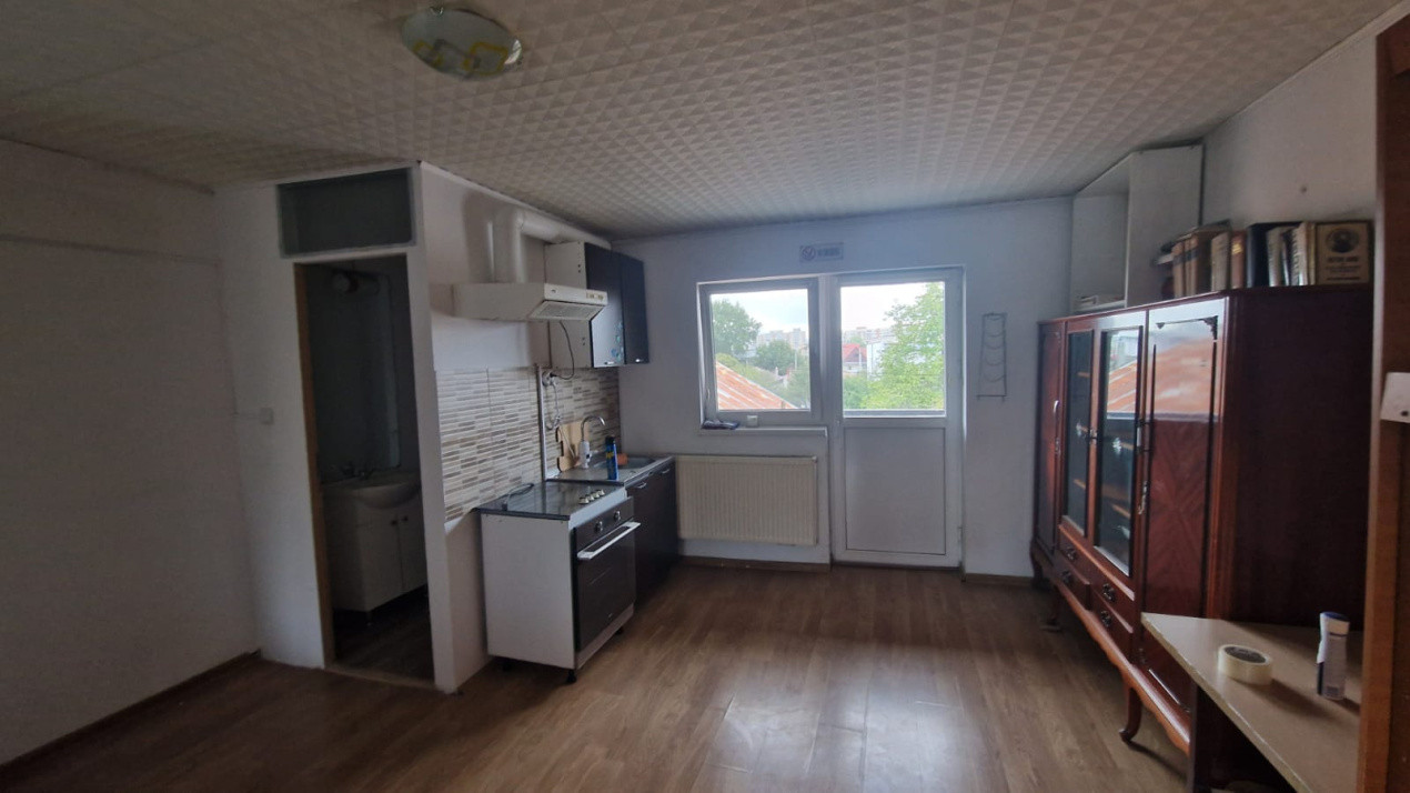 Vila, 120mp, 1 mai, zona Spitalul nr. 1