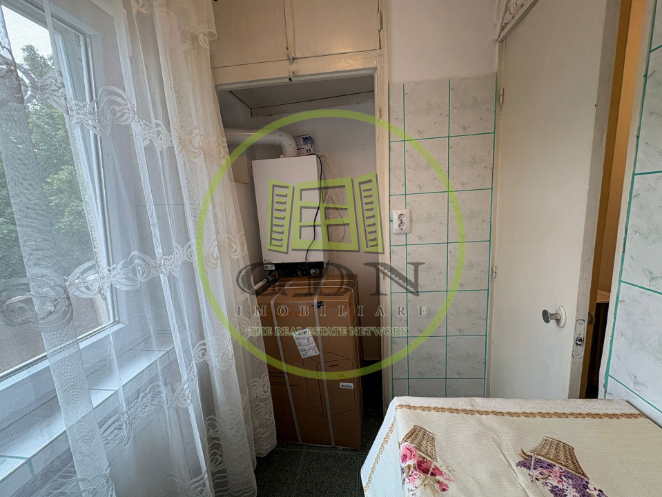 Garsoniera, 35 mp, decomandata, Cartier Brazda, Zona Spiru Haret