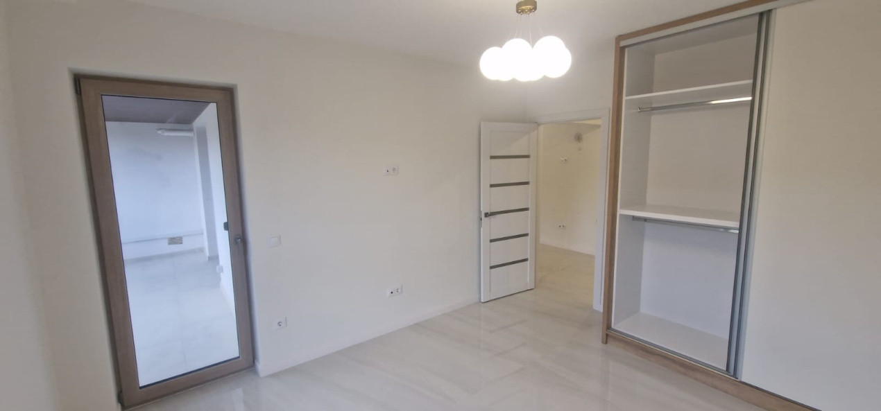 De închiriat apartament 3 camere – prima închiriere - complet mobilat și utilat!