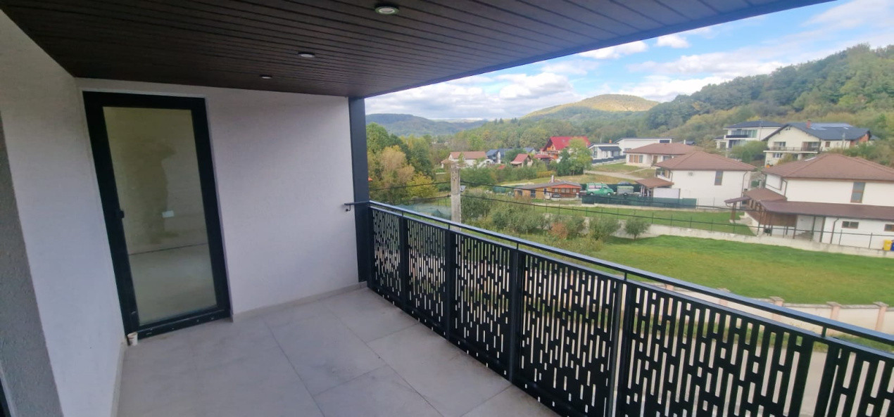 De închiriat apartament 3 camere – prima închiriere - complet mobilat și utilat!