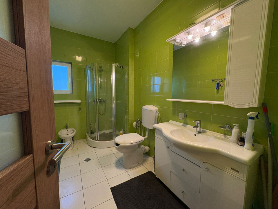 Apartament, 2 camere, 75 mp, Cartier Valea Rosie, Zona Spitalul Militar