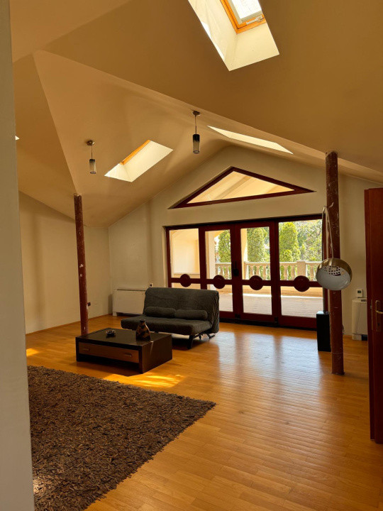 Casa P+M, 2200 MP teren, 450 MP utili, Bariera Valcii