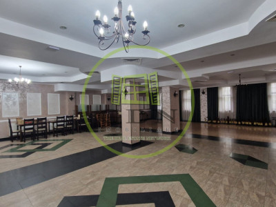 Spatiu comercial, 800mp, Rovine, zona Piata Centrala