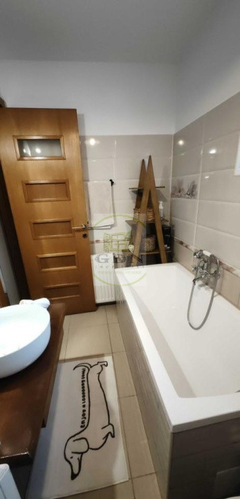 Inchiriere apartament 2 camere pet friendly Tractorul Brașov