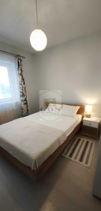 Inchiriere apartament 2 camere pet friendly Tractorul Brașov