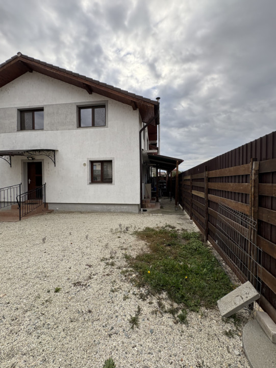 Casă 6 camere P+M+pod de vânzare | 160 mp utili | în Selimbar 