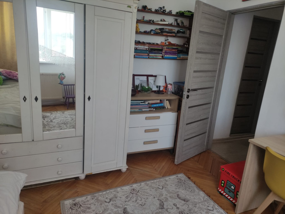 Urgent! De vânzare ap. mobilat, 2 cam., zona Mănăștur, 129500 Eur