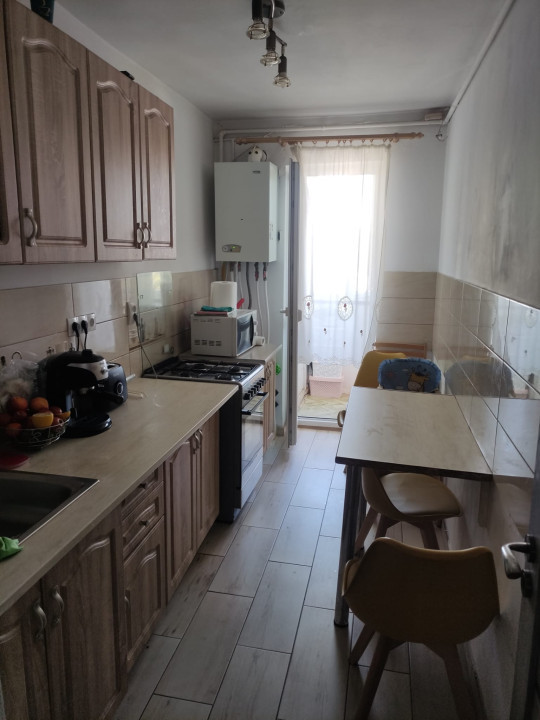 Urgent! De vânzare ap. mobilat, 2 cam., zona Mănăștur, 129500 Eur