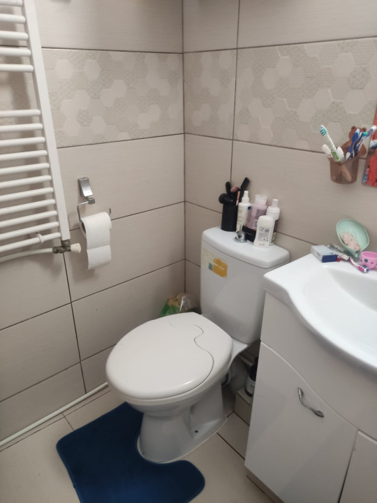 Urgent! De vânzare ap. mobilat, 2 cam., zona Mănăștur, 129500 Eur