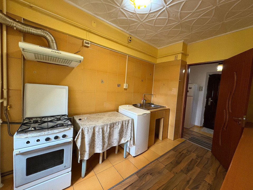 Apartament, 2 camere, 65 mp, decomandat, Calea Severinului, Zona Promenada
