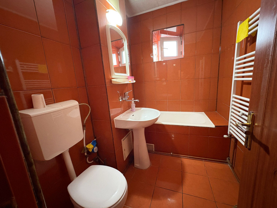Apartament, 2 camere, 65 mp, decomandat, Calea Severinului, Zona Promenada