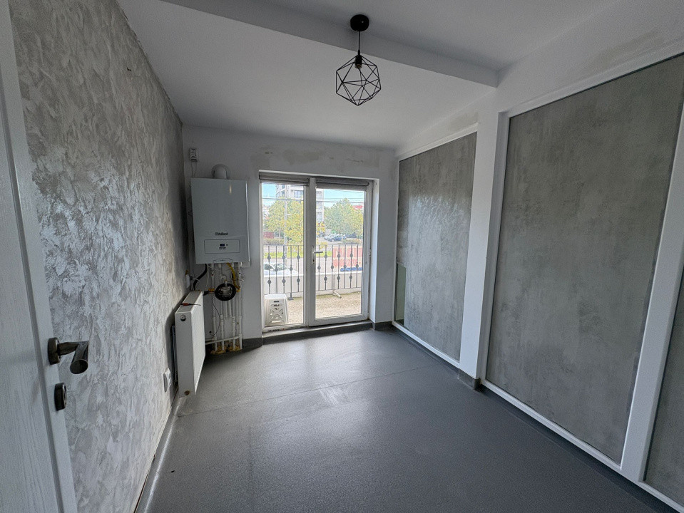 Spatiu comercial, 95 mp, Cartier 1 Mai, Zona Spital Nr. 1