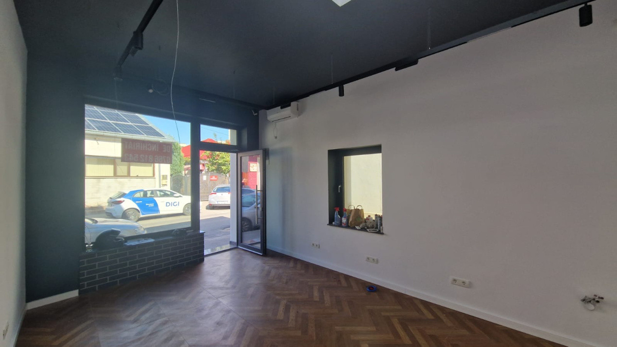 Spatiu comercial, 60mp+curte, Central