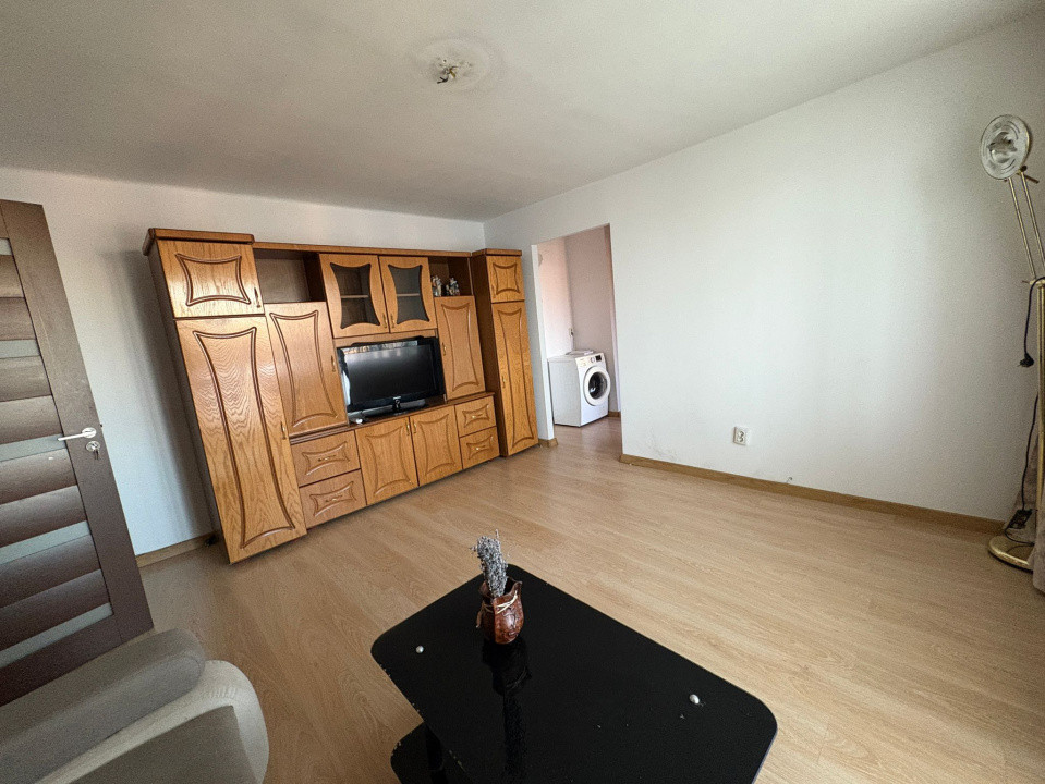 Apartament, semidecomandat, 50 mp, Zona Centrala