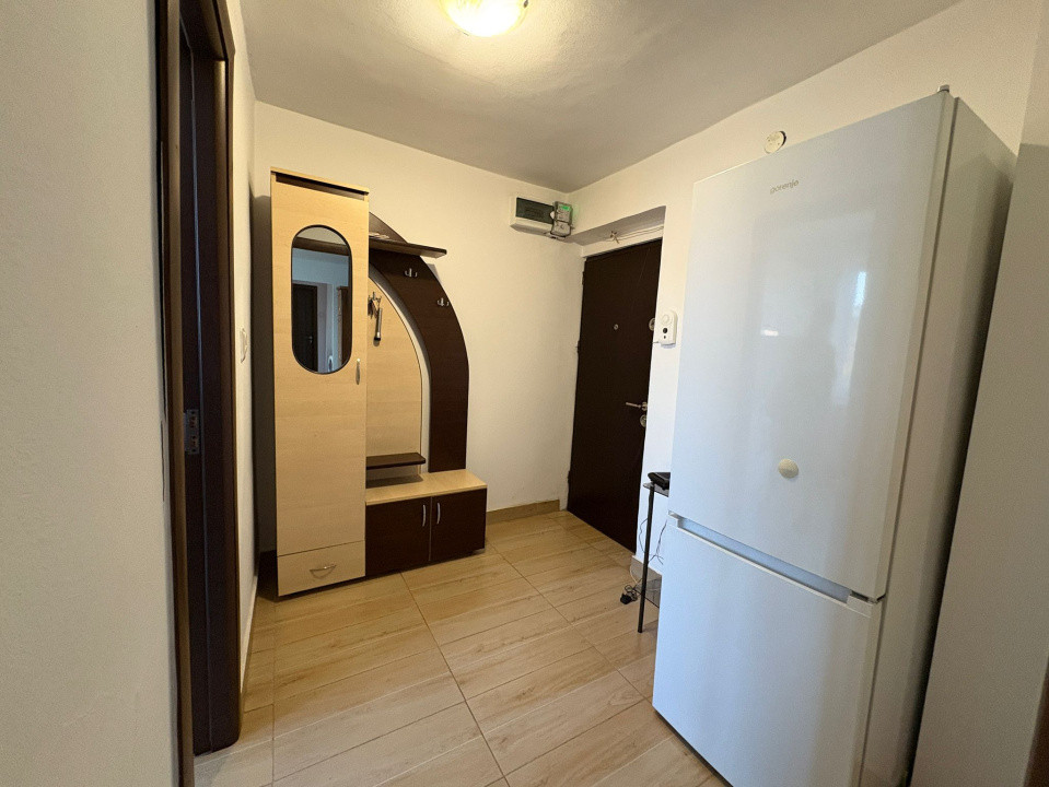 Apartament, semidecomandat, 50 mp, Zona Centrala