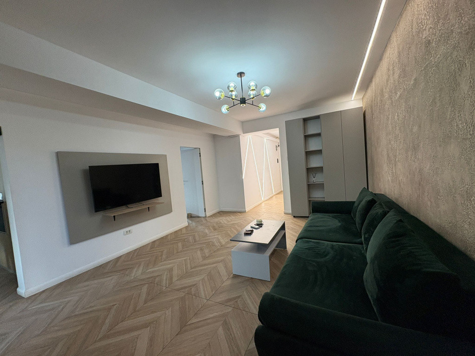Apartament, 2 camere, decomandat, 67 mp, Zona Facultatii de Medicina