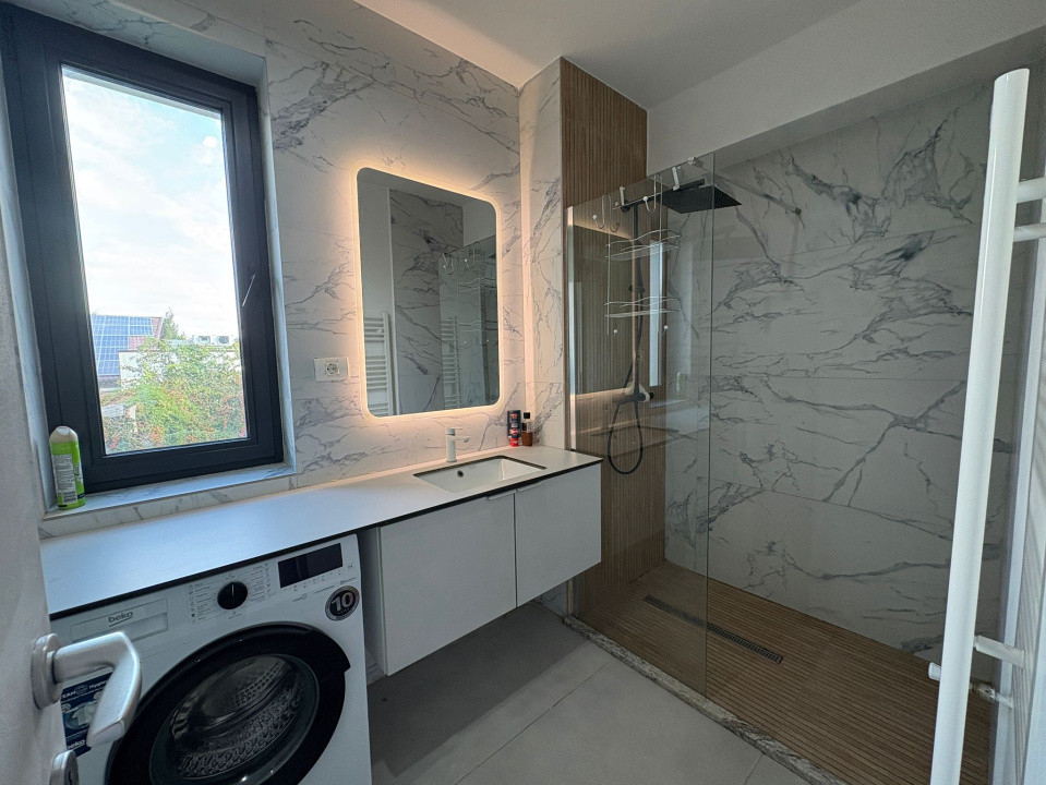 Apartament, 2 camere, decomandat, 67 mp, Zona Facultatii de Medicina