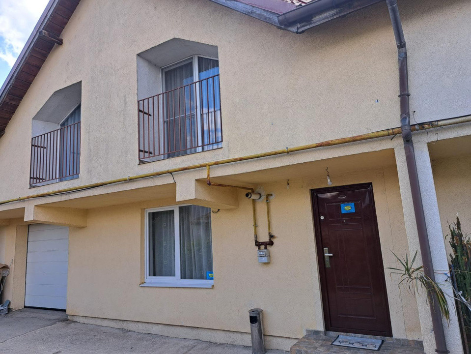 Închiriere casă de tip duplex cu 4 camere, Florești