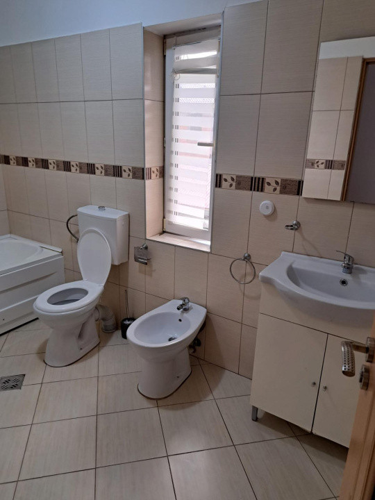 Închiriere casă de tip duplex cu 4 camere, Florești