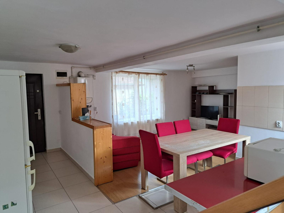 Închiriere casă de tip duplex cu 4 camere, Florești