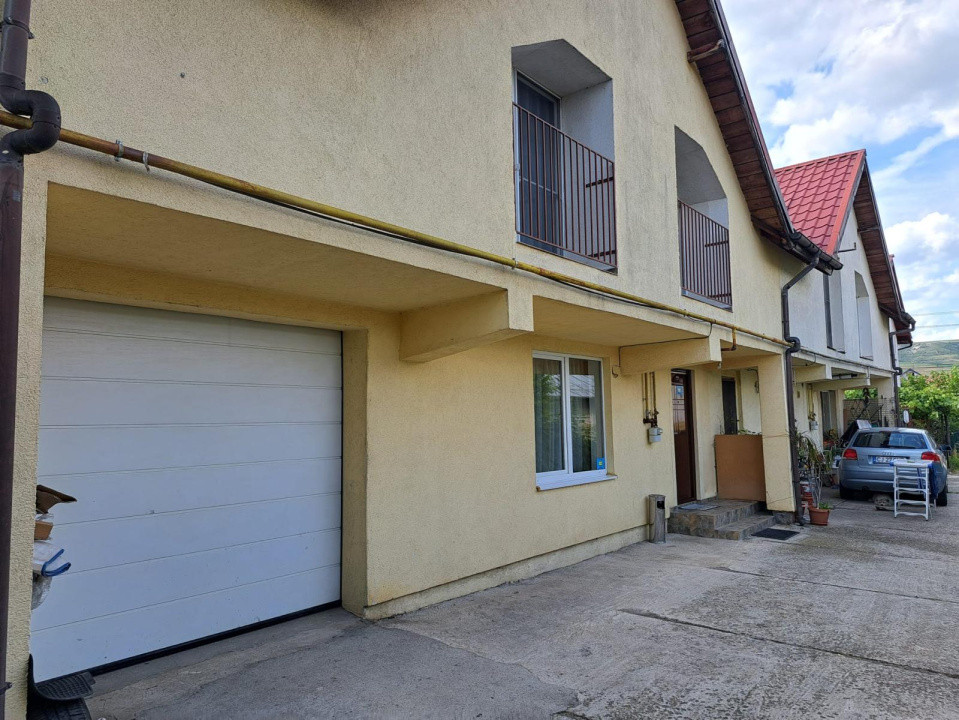 Închiriere casă de tip duplex cu 4 camere, Florești