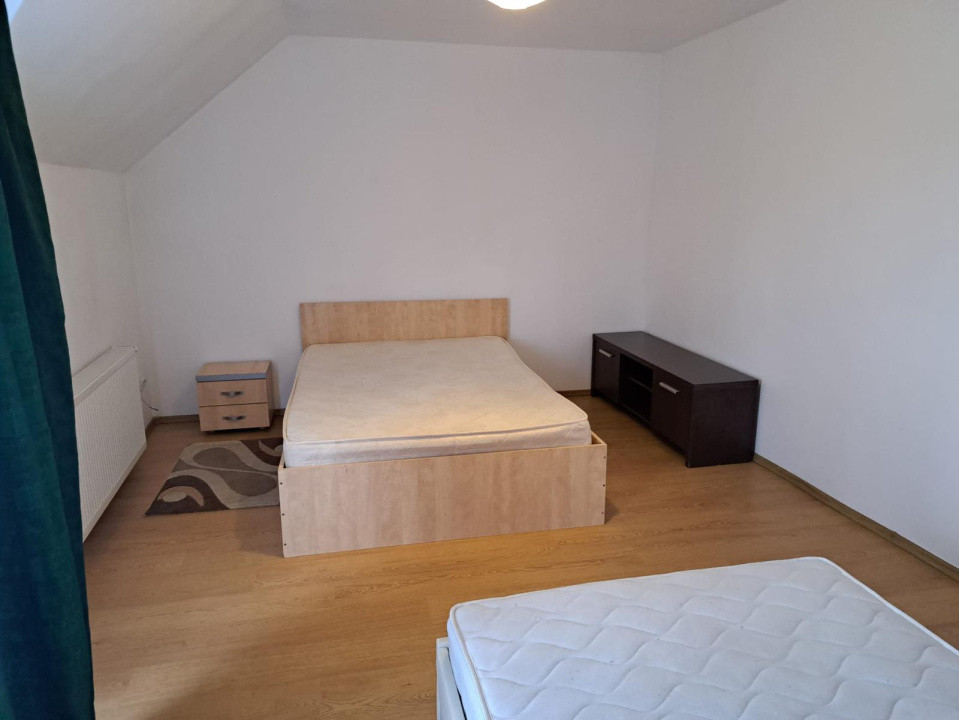 Închiriere casă de tip duplex cu 4 camere, Florești