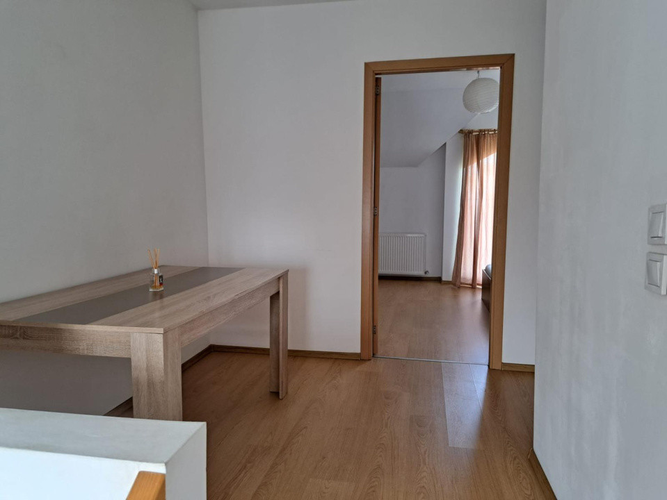 Închiriere casă de tip duplex cu 4 camere, Florești